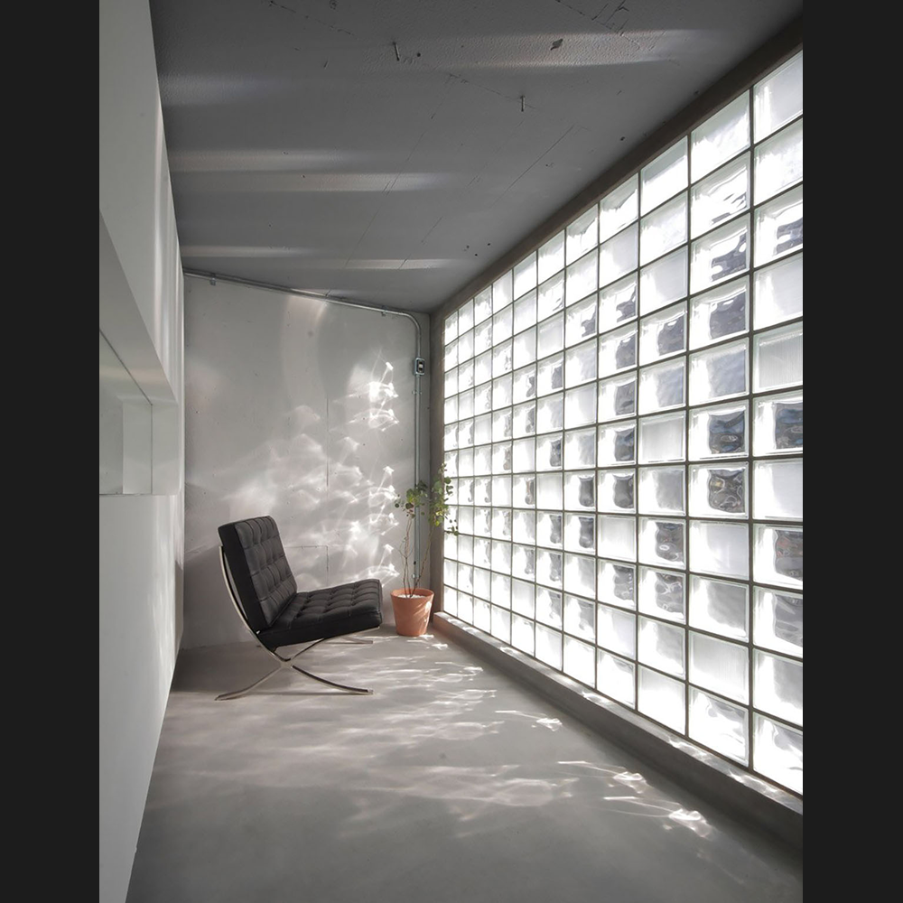 Hollow-glass-blocks