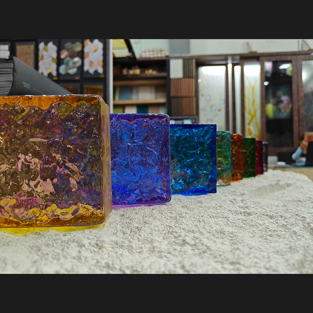 Solid-glass-bricks